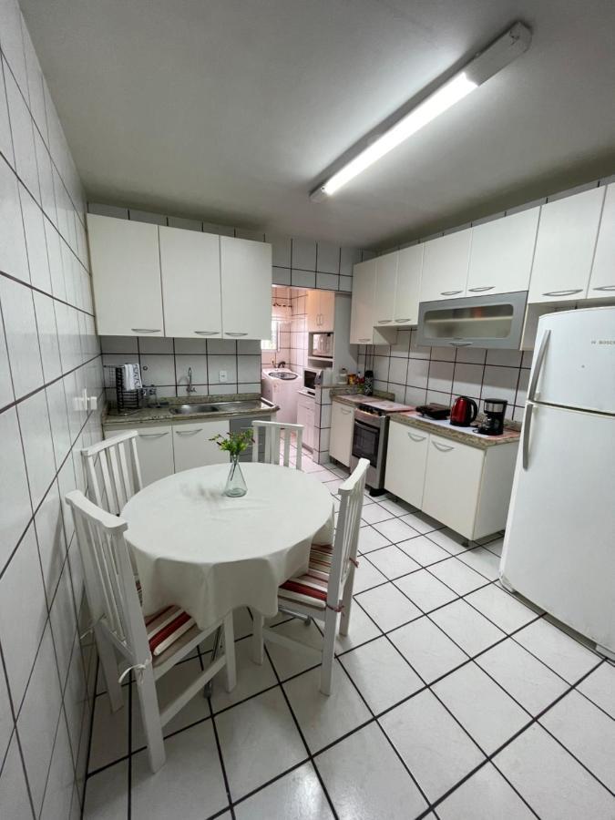 Apartamento Amplo E Completo No Centro Balneário Camboriú Exteriör bild